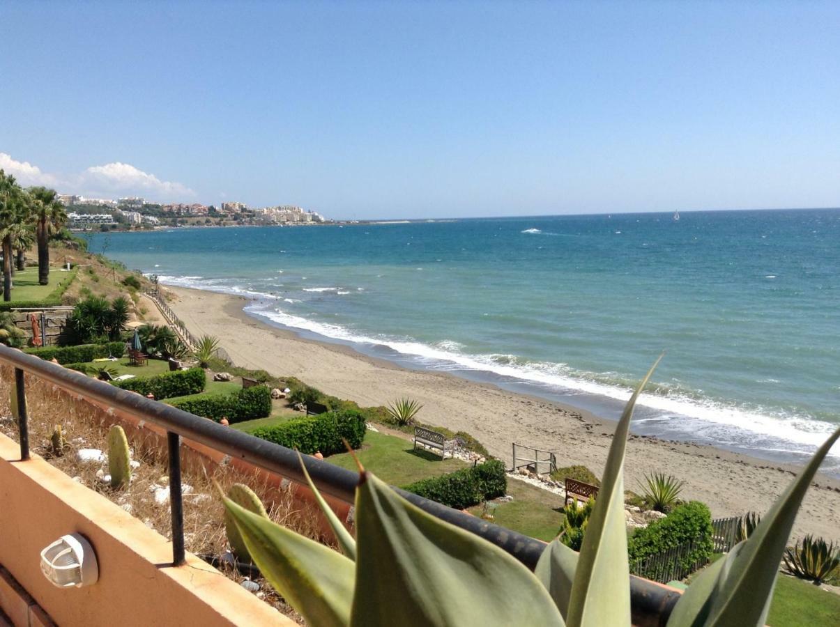Urb Playa Azul 24 Villa Estepona Ngoại thất bức ảnh