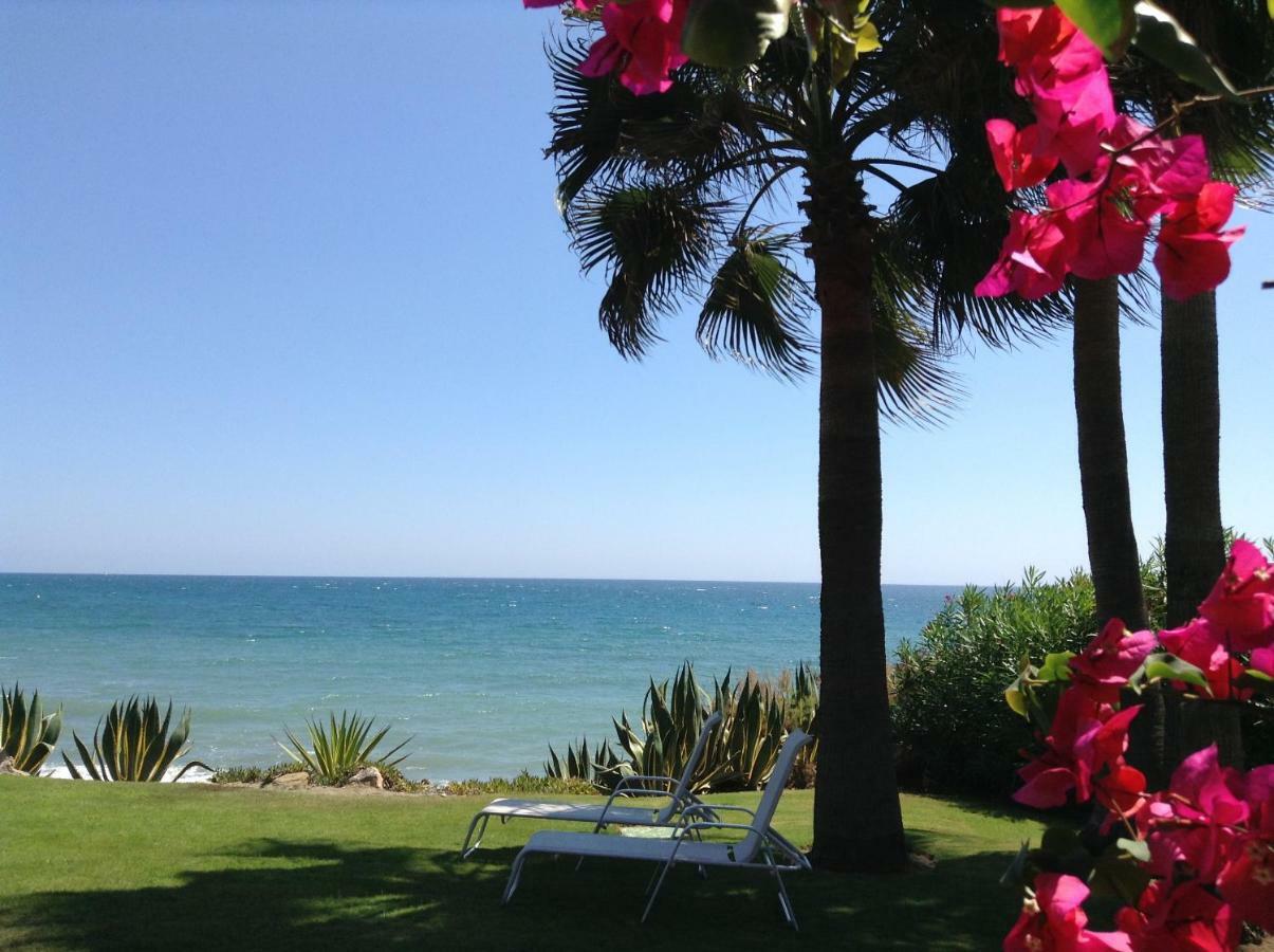 Urb Playa Azul 24 Villa Estepona Ngoại thất bức ảnh