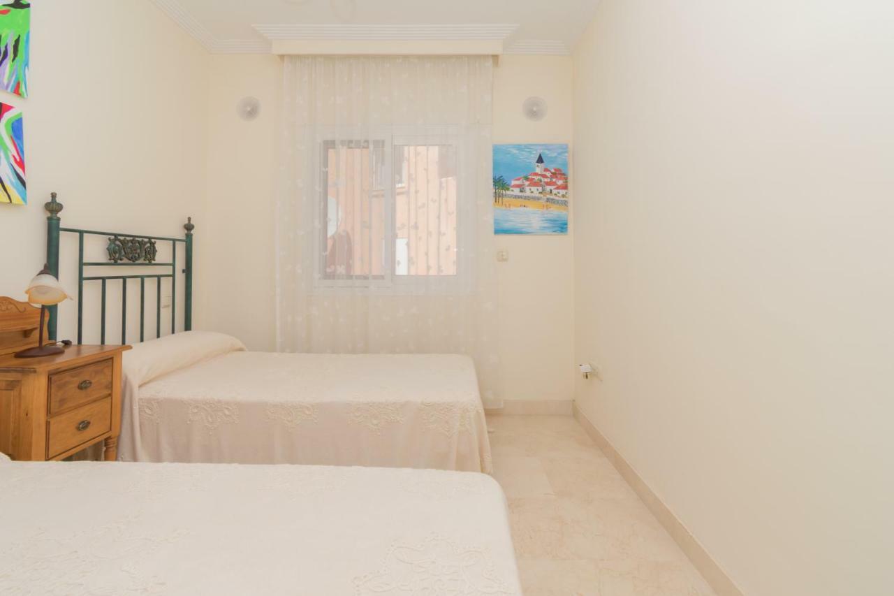 Urb Playa Azul 24 Villa Estepona Ngoại thất bức ảnh
